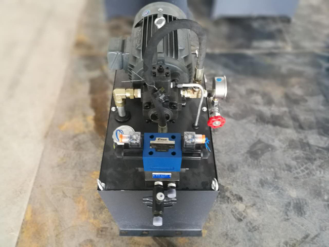 塑料機械液壓系(xi)統